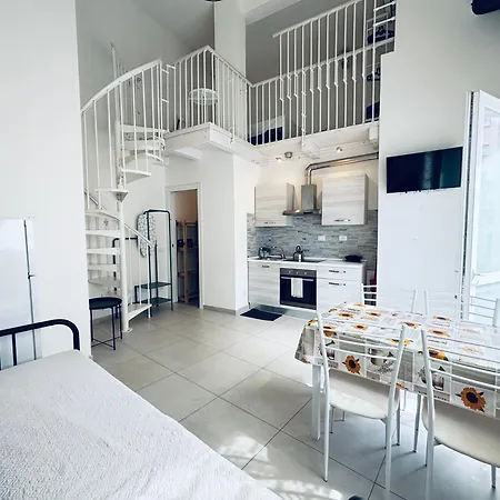 8 Lofts - - 1 * La Spezia