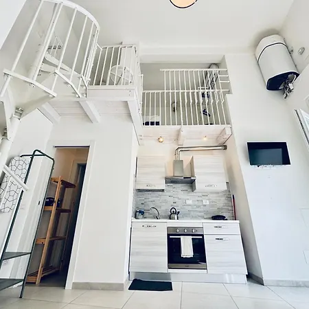 8 Lofts - - 1 La Spezia