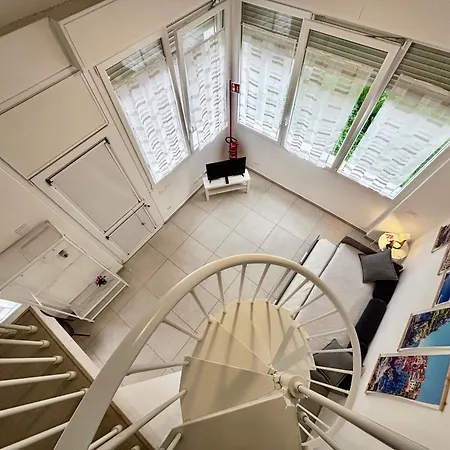 8 Lofts - - 1 Apartment *