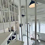 Melandra'S Home * لا سبيتسْيا