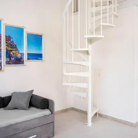 Apartment 8 Lofts - - 1 La Spezia