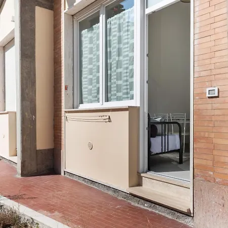 Apartment 8 Lofts - - 1 *